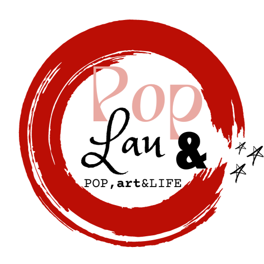 Logo for Lau Costantini Art website : the words Pop & Lau, Pop, art & Life in a red brushstroke circle with 3 littlepentacles stars on the right